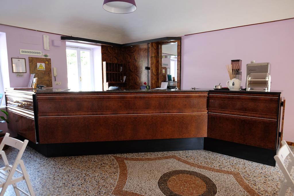 Hotel Pino Torinese ภายนอก รูปภาพ