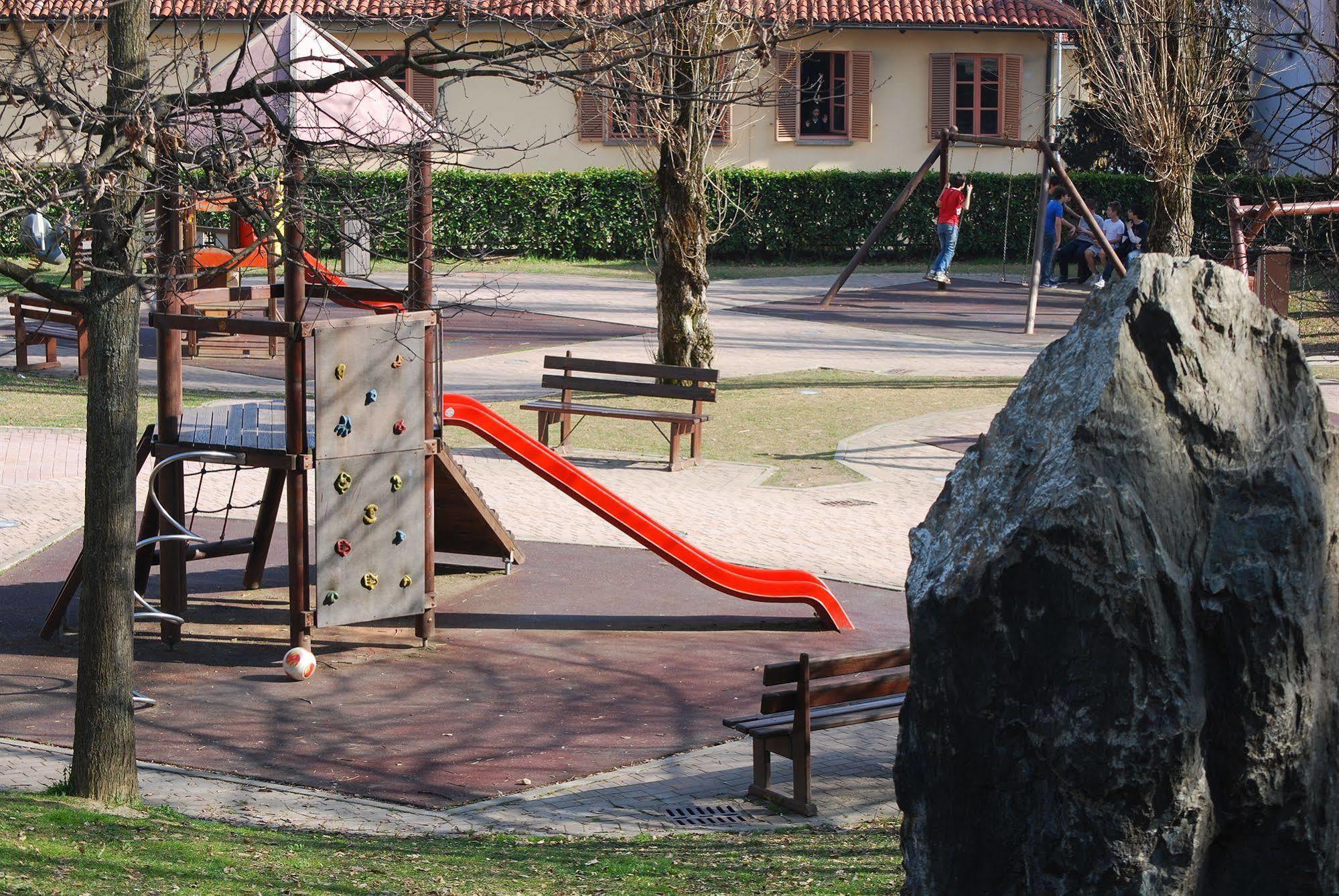 Hotel Pino Torinese ภายนอก รูปภาพ
