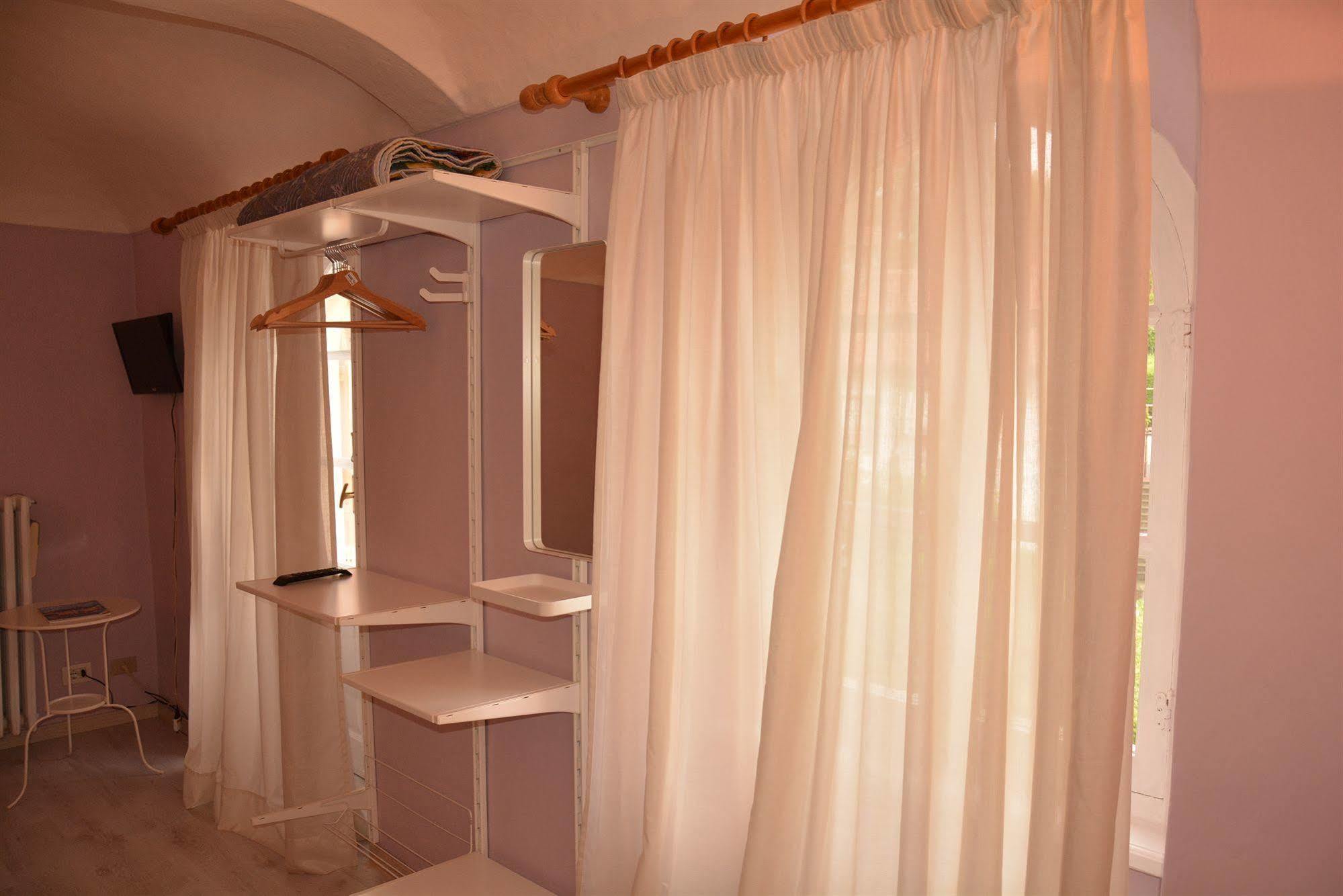 Hotel Pino Torinese ภายนอก รูปภาพ
